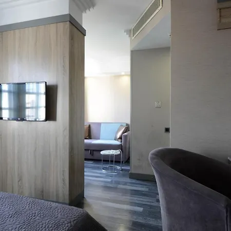 Marla Hotel