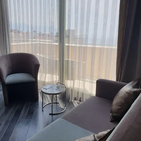 Marla Hotel