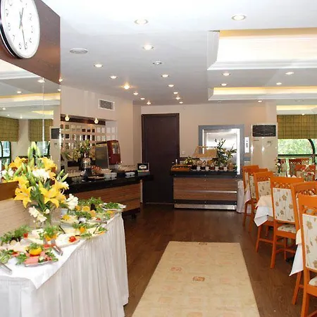 Marla Hotel 3*