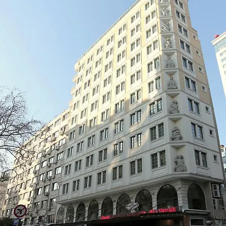 Marla Hotel