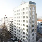 Marla Hotel